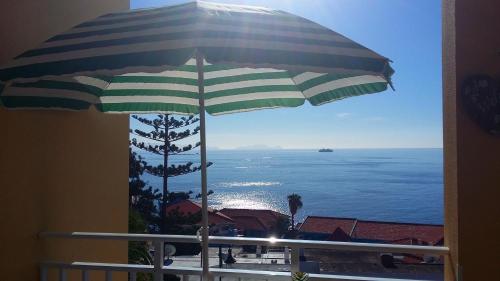  Ferienstudio Sunrise, Ferienwohnung in Caniço