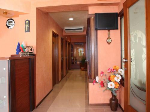 Contessa Hotel - image 10