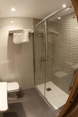 Hostal Mónaco - image 10