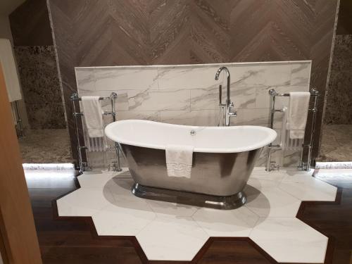 Fence Gate Lodge Fence Gate Lodge