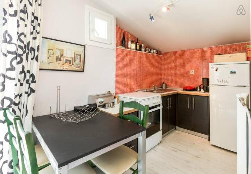  Delightful and sunny studio apartment in Thessaloniki