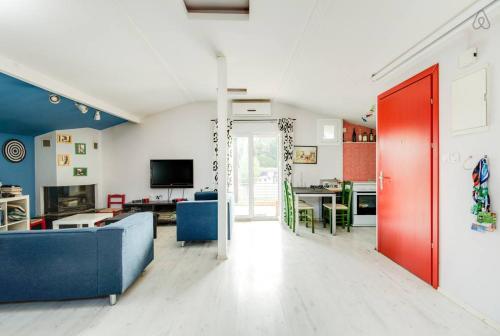  Delightful and sunny studio apartment in Thessaloniki
