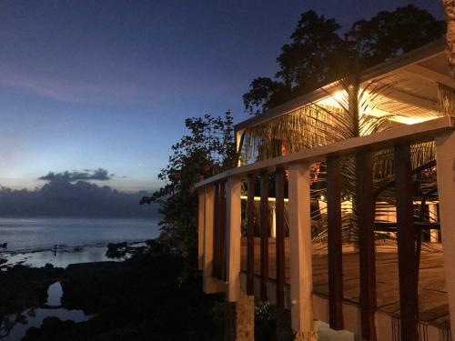 Ресторан, Tanna Evergreen Resort & Tours in Lenakel Tanna