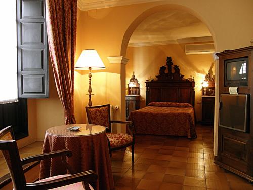 15796903 Hotel Soho Boutique Palacio San Gabriel
