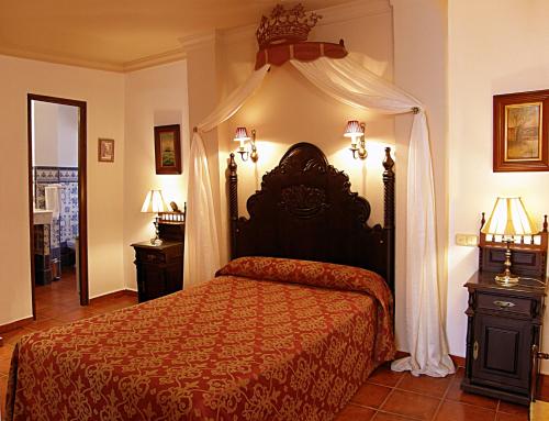 15796907 Hotel Soho Boutique Palacio San Gabriel