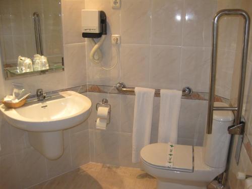 Hotel Florida - image 10