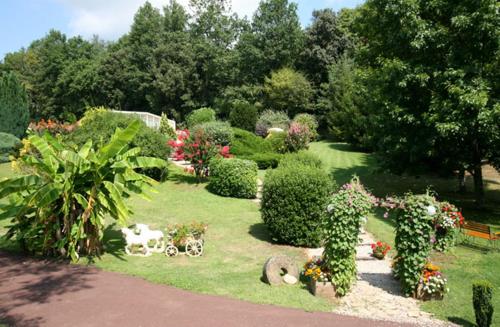 Hôtel Restaurant Plaisance-Piscine couverte et chauffée- Proche Sarlat-