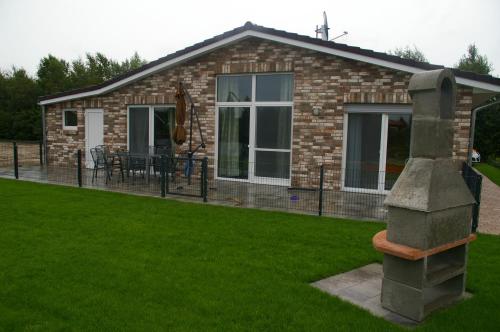 11 Ferienhaus am See