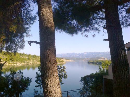  Apartmani Ribnica 2 in Obrovac