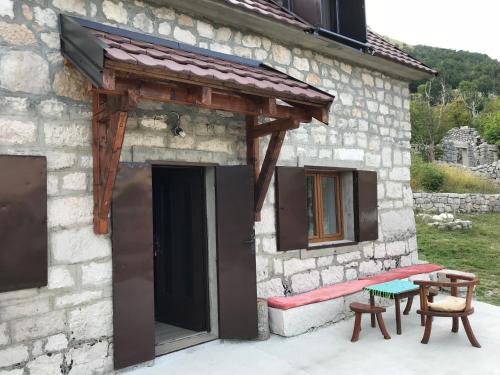 Lovcen Holiday Home