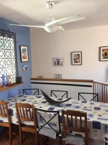 Létesítmények, isleta del Moro Daniel in La Isleta Del Moro