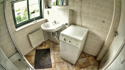 Ferienwohnung Boddenblick 1.3km von Gager entfernt