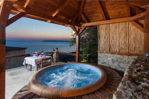 Holiday house with a parking space Gornji Tucepi Makarska - 16113