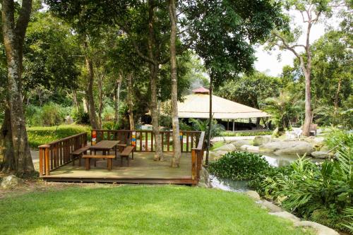 Hemerocallis Country House - Xuancao Forest Homestay