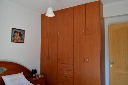 Spacious 1 bedroom apartment 2 km to Pessada beach