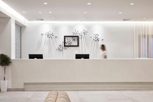 Costa Grand Resort & Spa - image 13