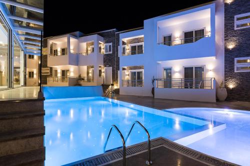 Cyano Hotel - image 4
