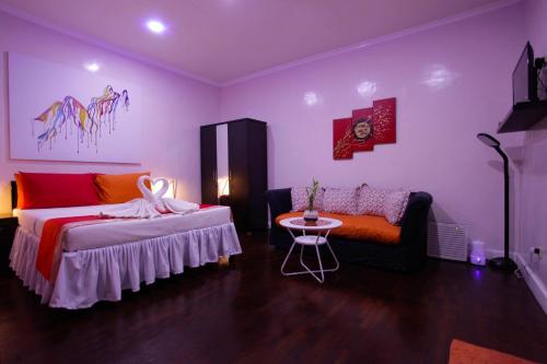 HALFWAY HOUSE HOSTEL - MACTAN CEBU AIRPORT in Cebu