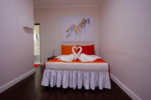 HalfWay House Hostel Mactan Cebu Airport Room Type - Double Room