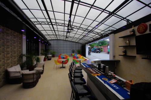 Exterior view, HALFWAY HOUSE HOSTEL - MACTAN CEBU AIRPORT in Cebu