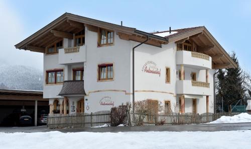 Appartments Antoniushof in Ellmau, Österreich