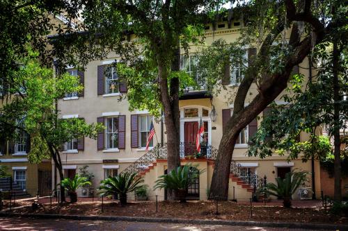 Eliza Thompson House, Historic Inns of Savannah Collection