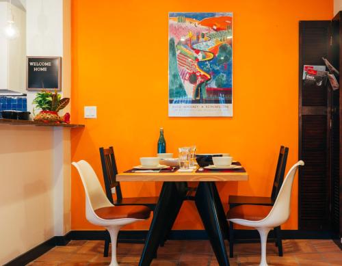 Renovated Historic Coconut Grove Cottage Home thumb 3