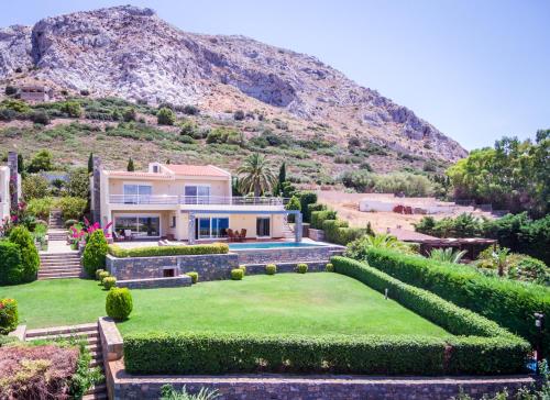 A szálláshely kívülről, Analisa Luxury Villa in Thimári