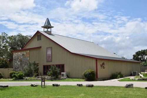 Flying L Ranch Resort Flying L Guest Ranch is a popular choice amongst travelers in Bandera (TX), whether exploring or just passing through. Offering a variety of facilities and services, the hotel provides all you need fo