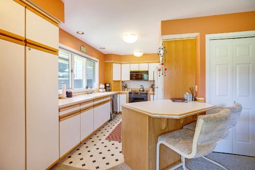 Skyline Condo - image 7