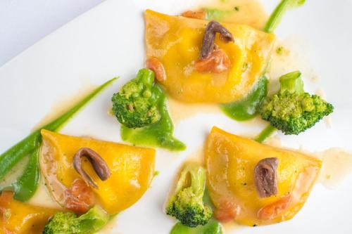 Hotel Ai Reali - Small Luxury Hotels of the World - image 2