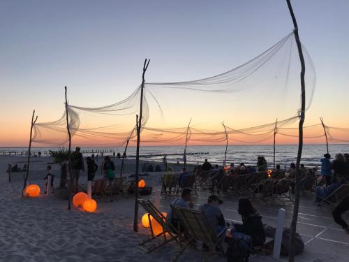 Beach, ZingstUrlauber in Zingst