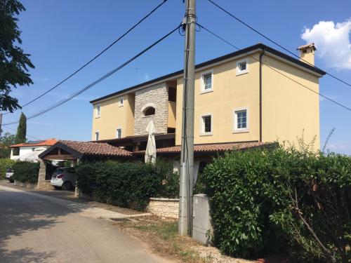  Apartments & Rooms Buoni Amici in Umag