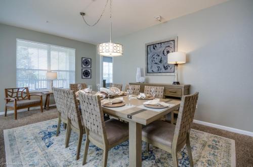 3 bedrooms, 5 beds