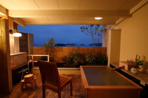 Deluxe Japanese-Style Room with Open-Air Bath 