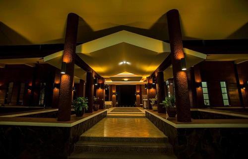 Rollaas Hotel and Resort in Lawang