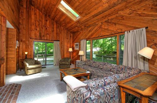 Hideout - image 6