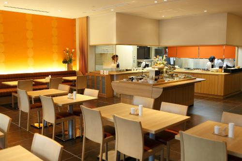 餐飲服務, Dormy Inn高階飯店 - 和歌山天然溫泉 (Dormy Inn Premium Wakayama Natural Hot Spring) in 和歌山