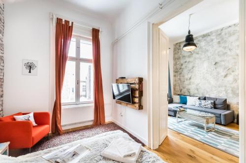 Hip loft style home near Vaci street, Budapest (photo 7)