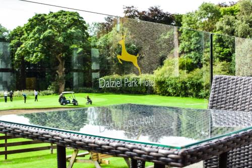 Ресторан, Dalziel Park Hotel in Carfin