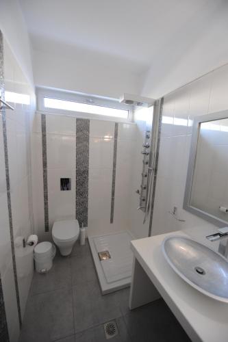 Reveli Estate Room Type - Suite (2 Adults)