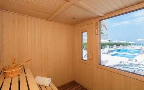 Js Miramar - image 7