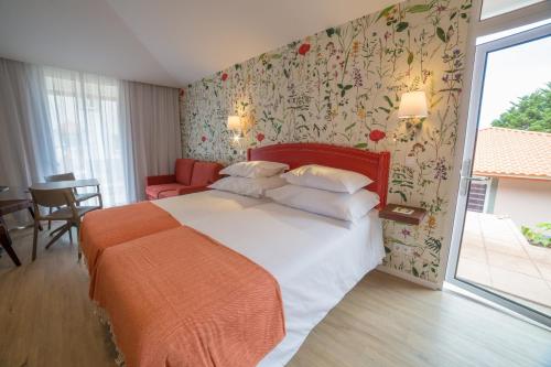 2 twin beds