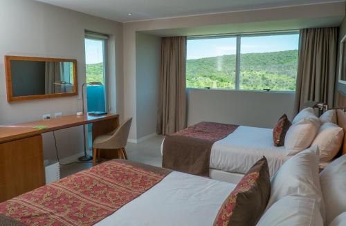 살시푸에데스 Orfeo Suites Hotel Sierras Chicas 4성급 호텔 스위트룸