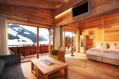 Suite with Valley View