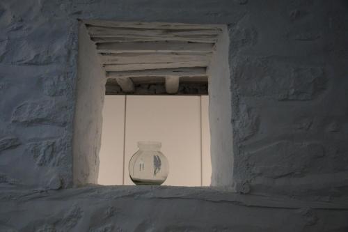 Ecloge, Hydra Island