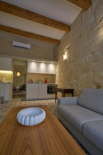 Magic in the Heart of Old Gozo (First Floor), Victoria (foto 10)