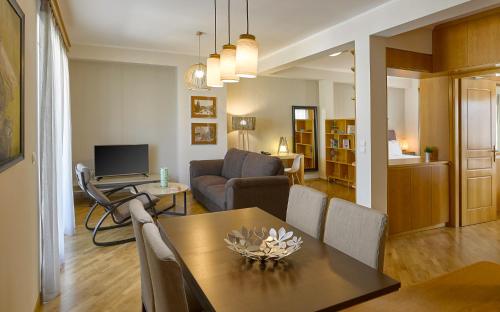 Acropolis View Penthouse, Athens (photo 8)