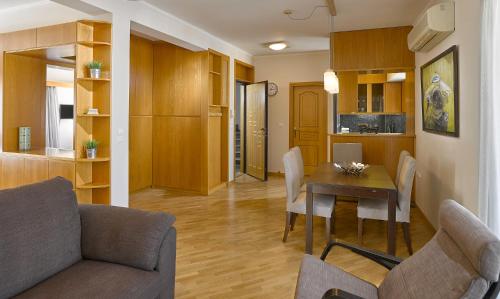Acropolis View Penthouse, Athens (photo 6)