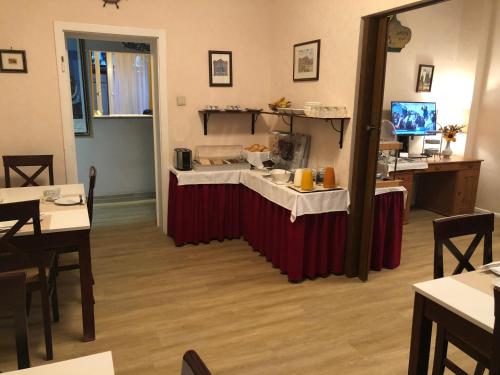 Hotel Berg - image 6